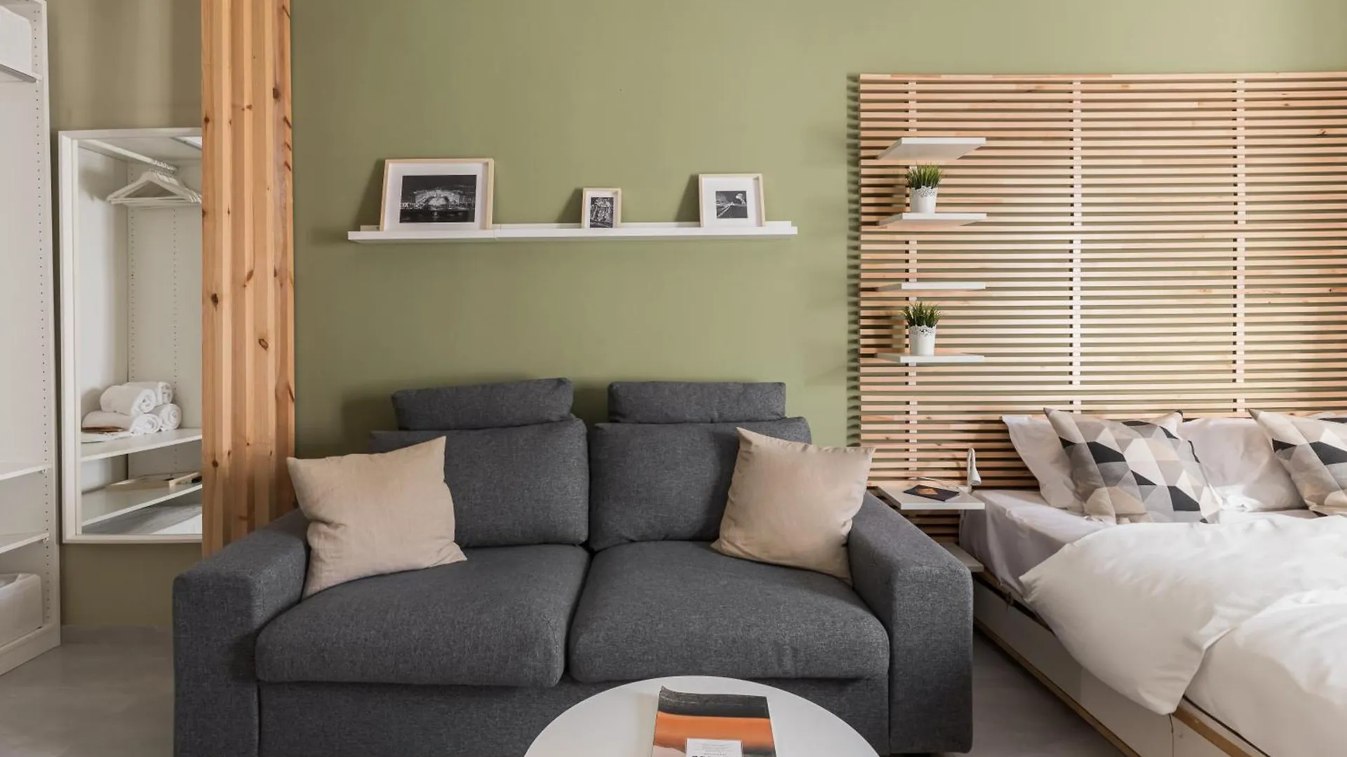 Daire Olive Tree By Halu!, Suite In Aristotelous Square Selanik